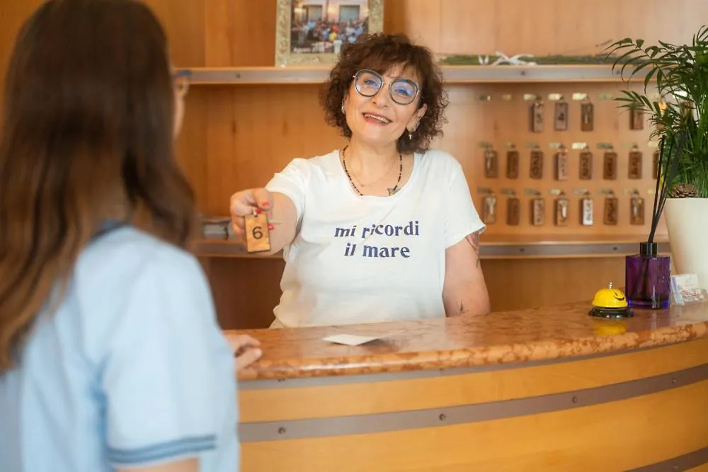 Hotel Turismo Rimini 2*,