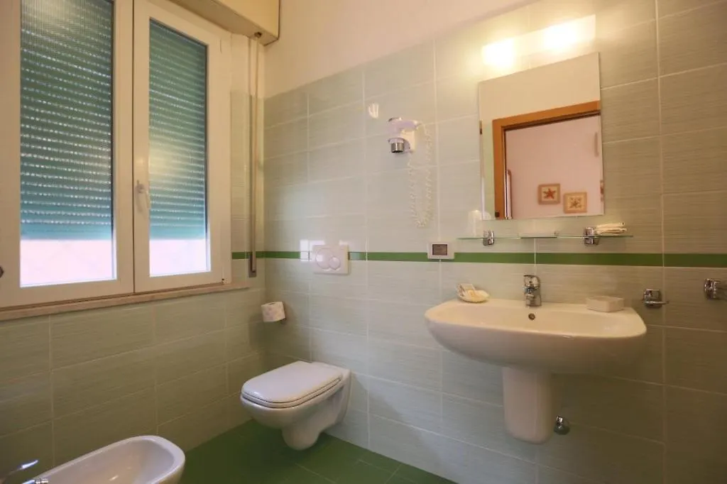 Hotel Turismo Rimini 2*,  Olaszország