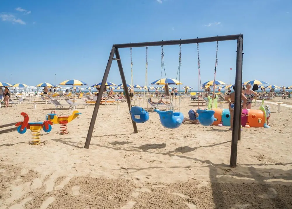 **  רימיני Hotel Turismo איטליה